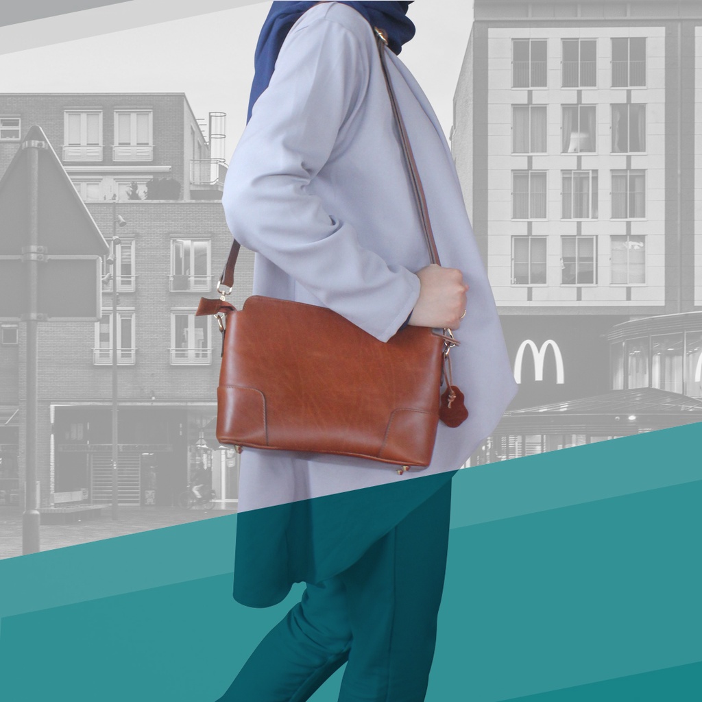 Tas Selempang Wanita / Tas Selempang Slempang Salempang Sling Bag Jalan Jalan Pesta Korea Belanja Hp