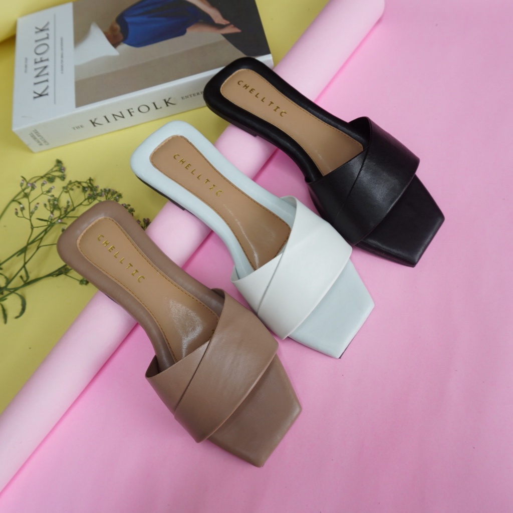 Sandal Flat Selop Slip on Teplek Wanita Terbaru/Sendal Rumah Nyaman/Slop Casual Perempuan Remaja/Wedges Wanita Kekinian Bisa Bayar Ditempat/Women Sliper Bukan Zara Cora Sandal Wanita Flat / Teplek