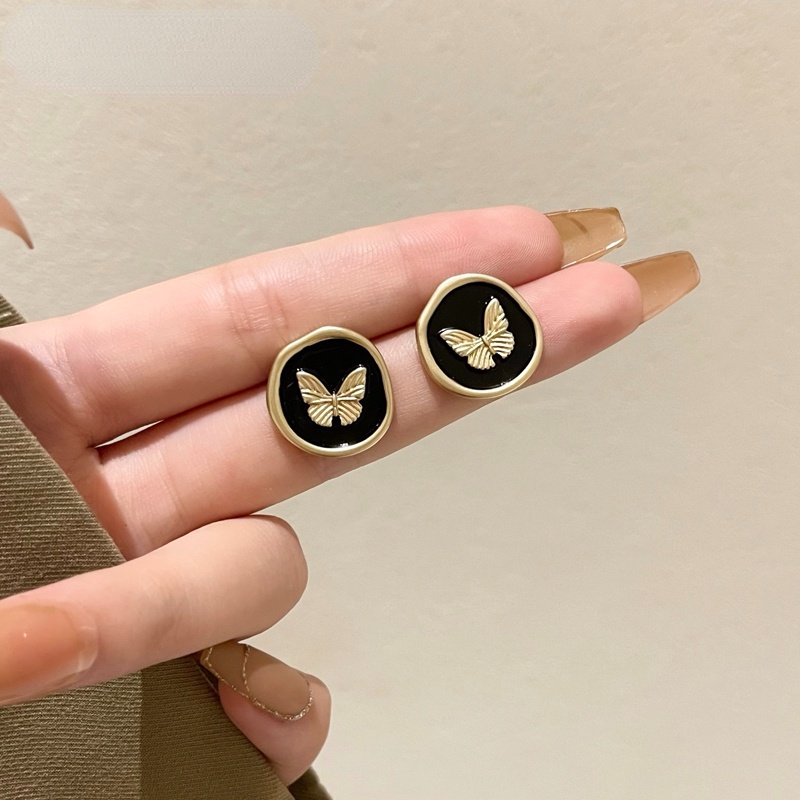 Anting Stud Desain Bunga Tulip Aksen Mutiara Untuk Wanita