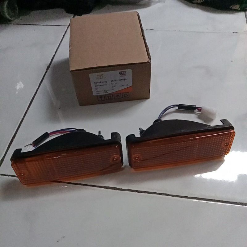 Lampu bumper kijang Doyok 4k Kf20