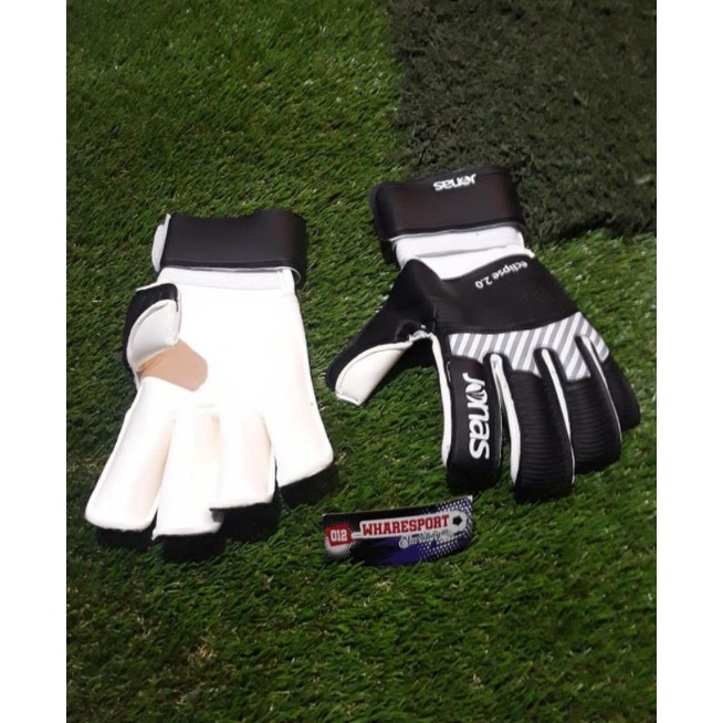 Sarung Tangan Kiper Jonas