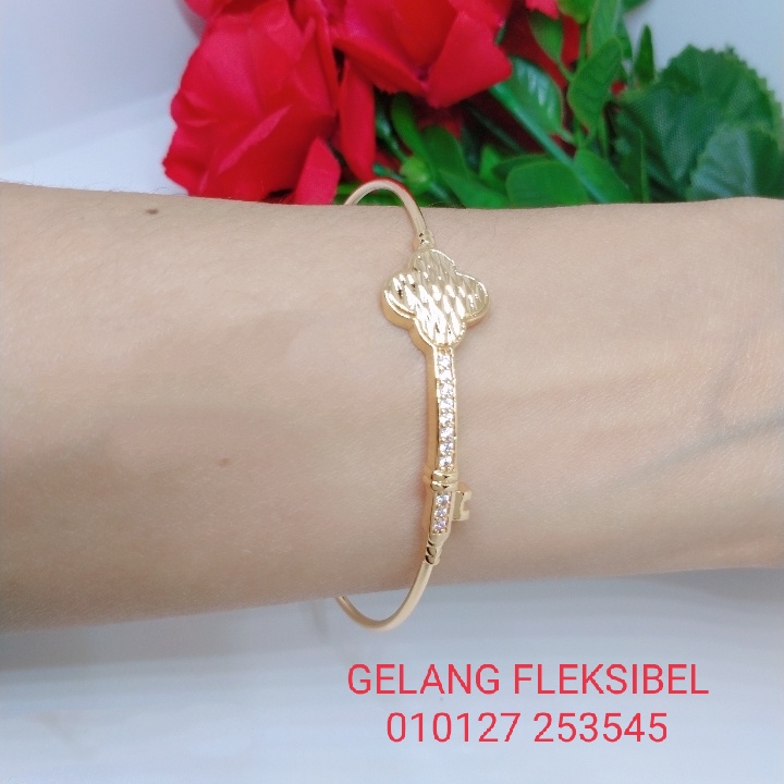 Gelang Tangan Fleksibel Bangle Wanita Titanium Xuping Perhiasan Aksesoris Fashion Lapis Emas Anti Karat