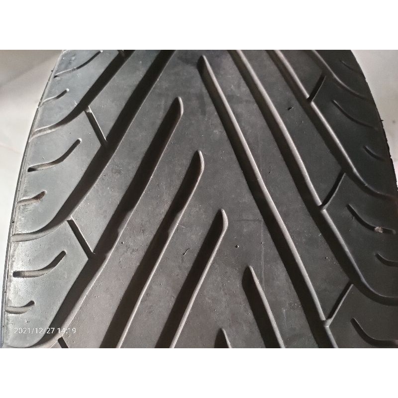 BAN MOBIL YOKOHAMA UKURAN 235/50 R18 SECOND COPOTAN ORI