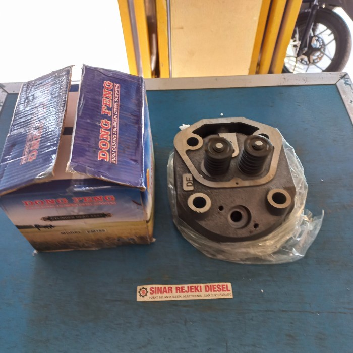 Cylinder Head Deksel Silinder Kop Mesin Diesel R100 EM185 Dong Feng gz