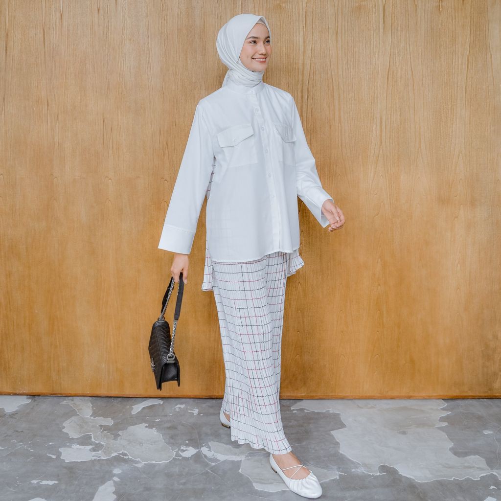 Kama Pleats Set White by NUNA