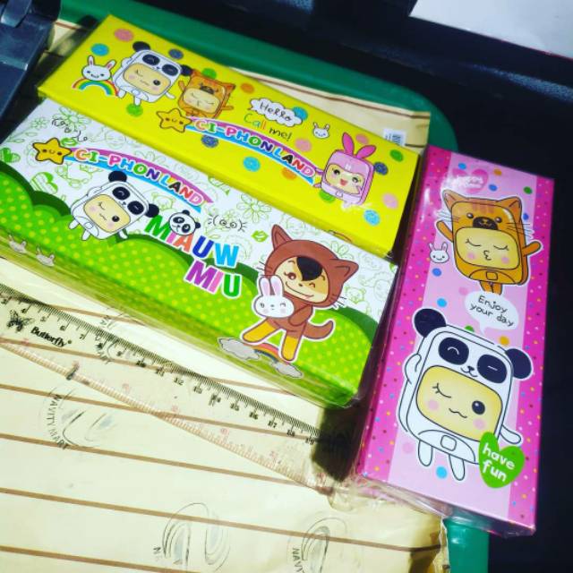 

Tempat Pensil CI PHONLAND By KIKY