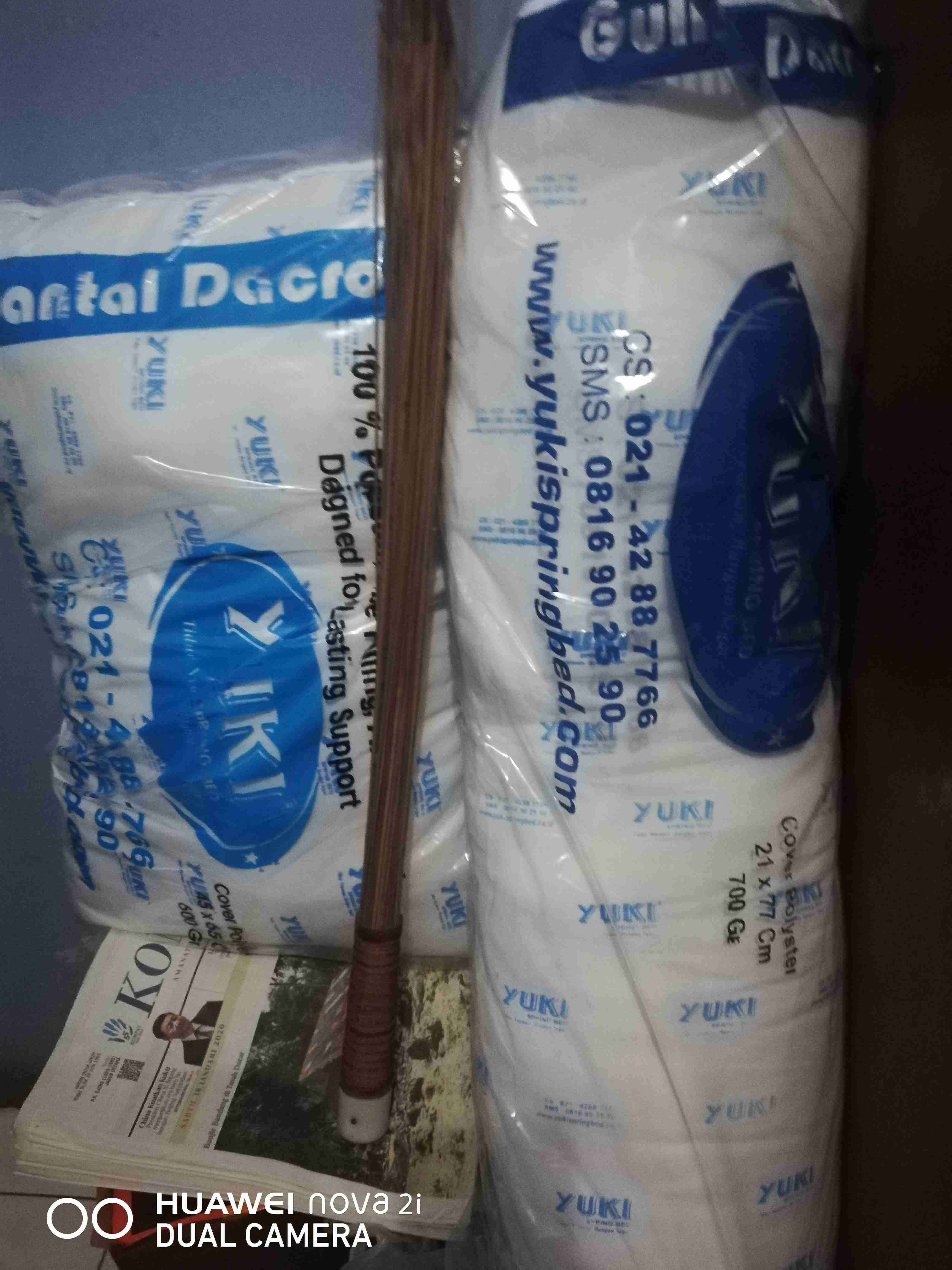 Bantal Dacron Yuki Asli Bonus Sarung Bantal