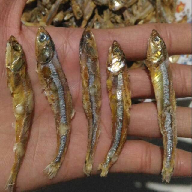 

Ikan teri tawar per pack 500 gram