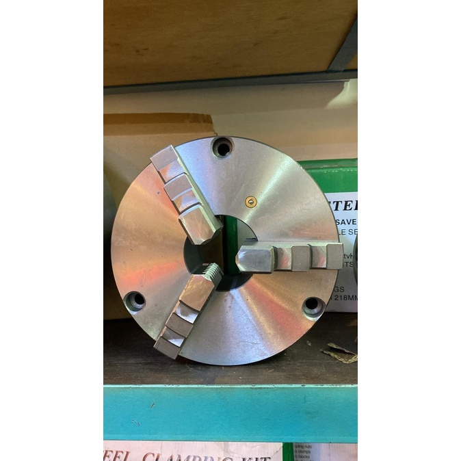 chuck bubut 8 inch 3 jaw