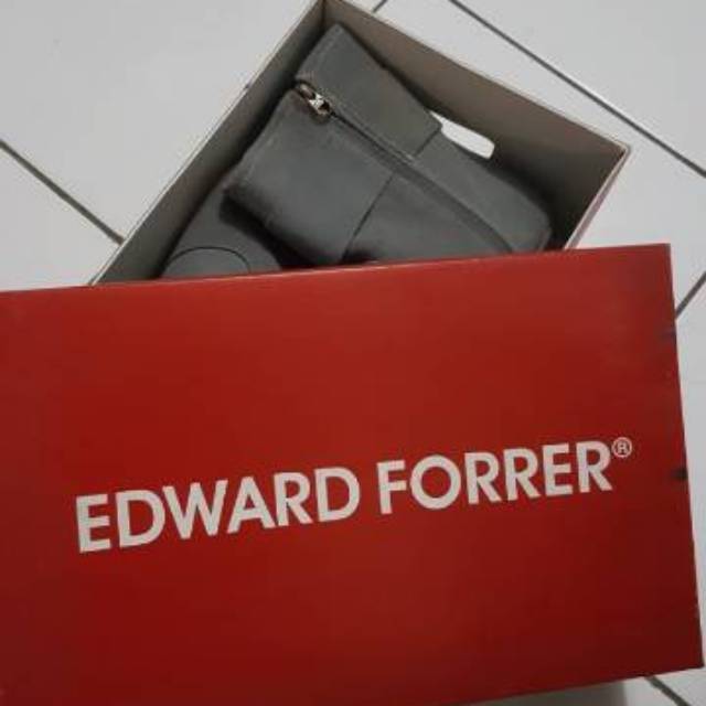 Sepatu Boots Edward Forrer (preloved) size 41