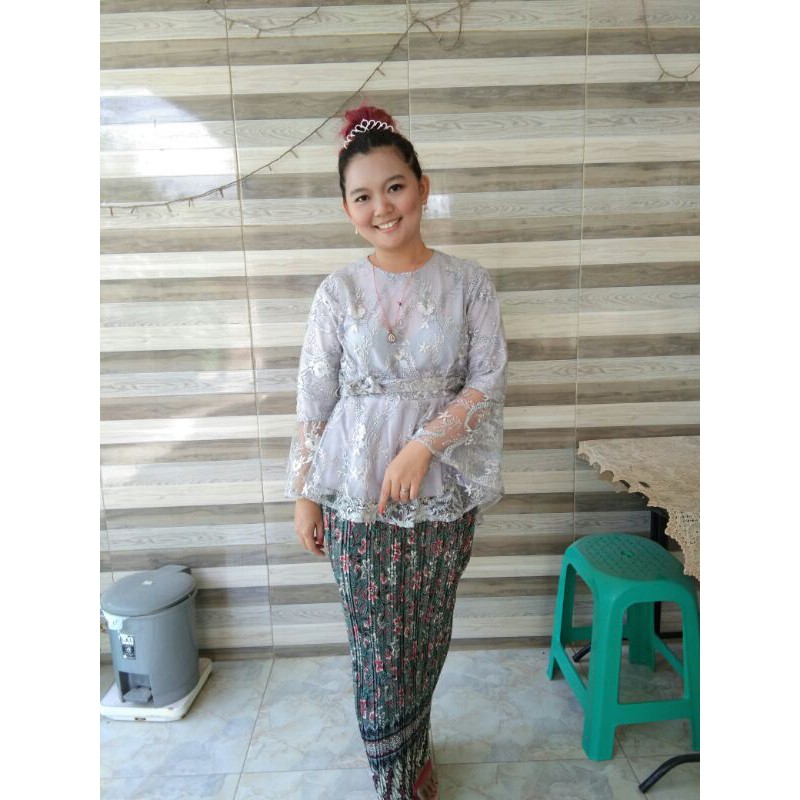 preloved setelan kebaya