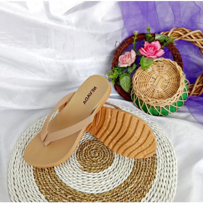 Sandal Japit Wanita Nevada/Sendal Wanita Terbaru Sandal Cantik Wanita Japit