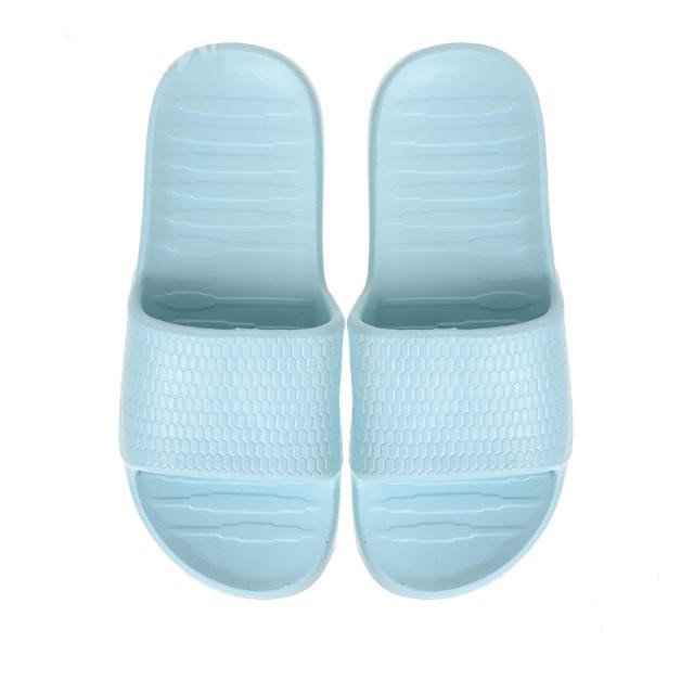 MINISO official flip flop Sandal kamar mandi wanita berbahan empuk kotak-kotak-C light blue, 39-40