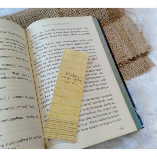 

12 PCS PEMBATAS BUKU KATA-KATA (BY REQUEST)