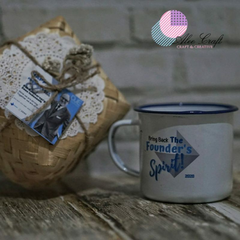 Souvenir Pernikahan Mug enamel besek natural Murah