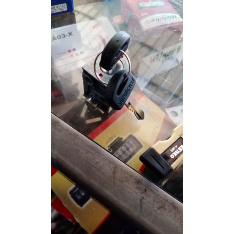 Kunci Stang / kunci pengaman Honda win