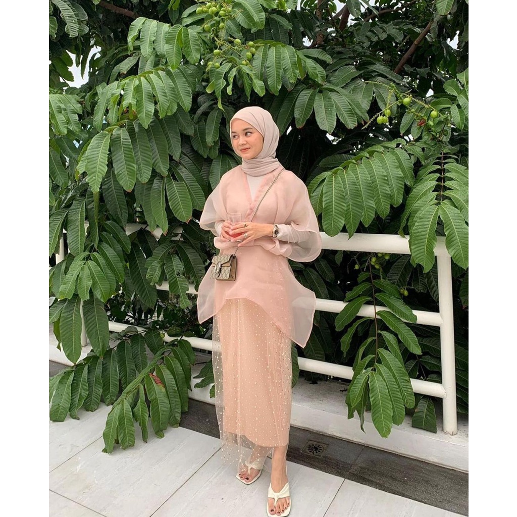 Aura Label - Giselle Cream Organza Top - blouse organza wanita cream nude - blouse korea (TOP ONLY TIDAK INCLUDE INNER DALAMAN)