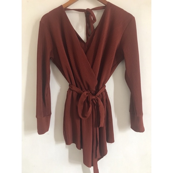 Pleats Blouse Terracota by Oclo