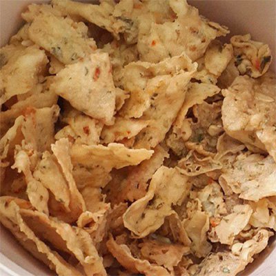 

Kue bawang / keripik pangsit / keripik bawang