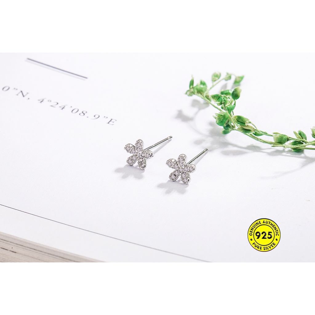 Anting Tusuk Sterling Silver 925 Desain Bunga Hias Berlian Imitasi Untuk Wanita