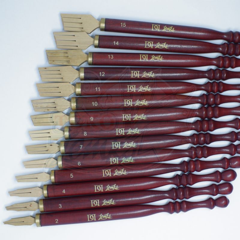 

Qalam Bamboo / Kalam Kaligrafi / Kalam Bambu / Pena Kaligrafi / Kalam Khat / Pena Khat