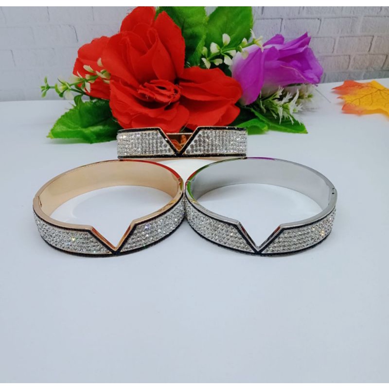 Gelang Titanium Permata T021