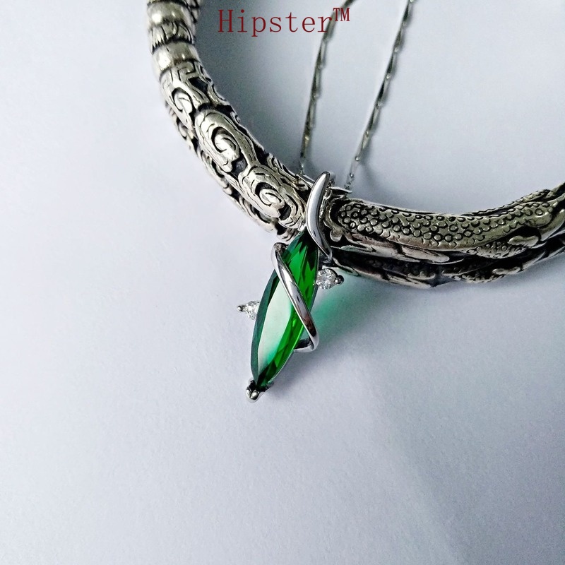 Vintage Personal Korean Style Simple and Natural Full Diamond Emerald Pendant Necklace