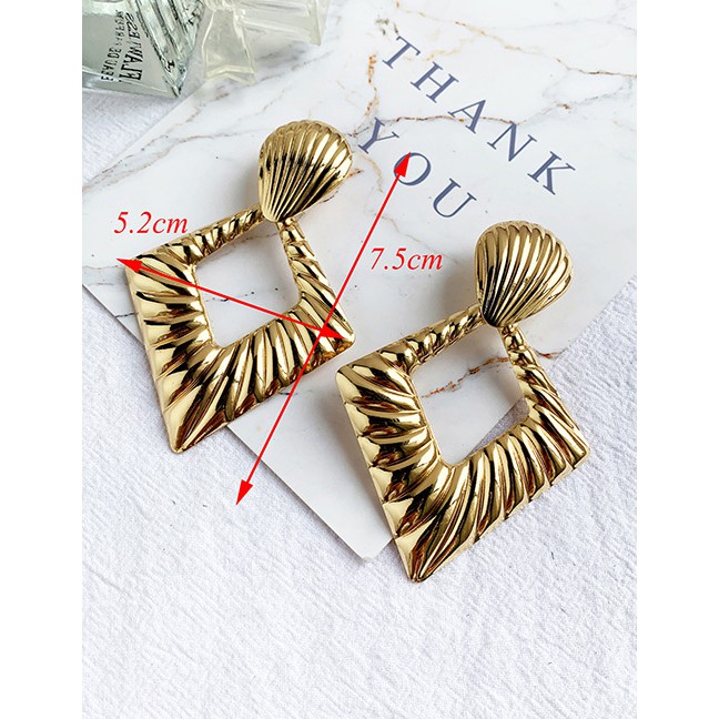 LRC Anting Tusuk Fashion Alloy Diamond Earrings F6028X