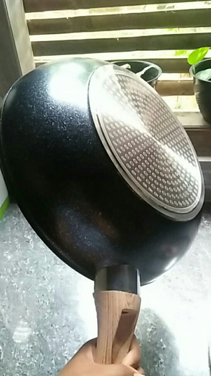 Yoshikawa Frying Deep Wok + Tutup Kaca Keramik 28cm | Pan Anti Lengket | Wajan Marble Tanpa Minyak