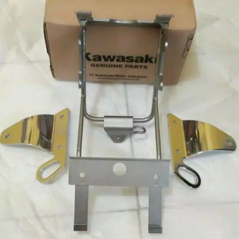 Breket Lampu Depan Bulat Ninja SS R Breket Kupingan Lampu Bulat NInja R ninja SS Ori Kgp