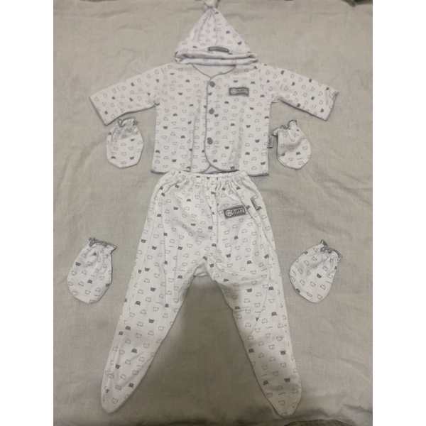 Setelan baju bayi 3-6 bulan / setelan panjang baju bayi / setelan baju bayi fluffy / baju panjang ba