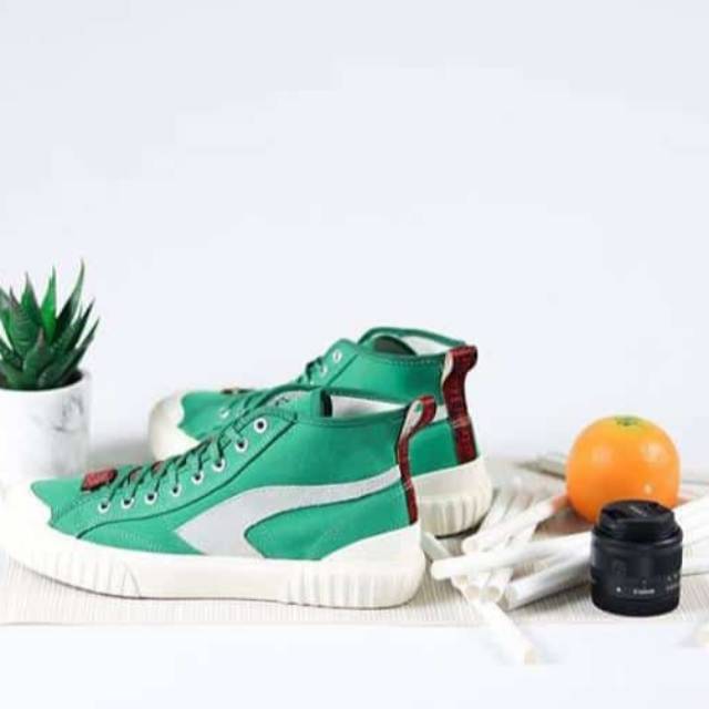 Trust Footwear "Heroes 0.1" Green White