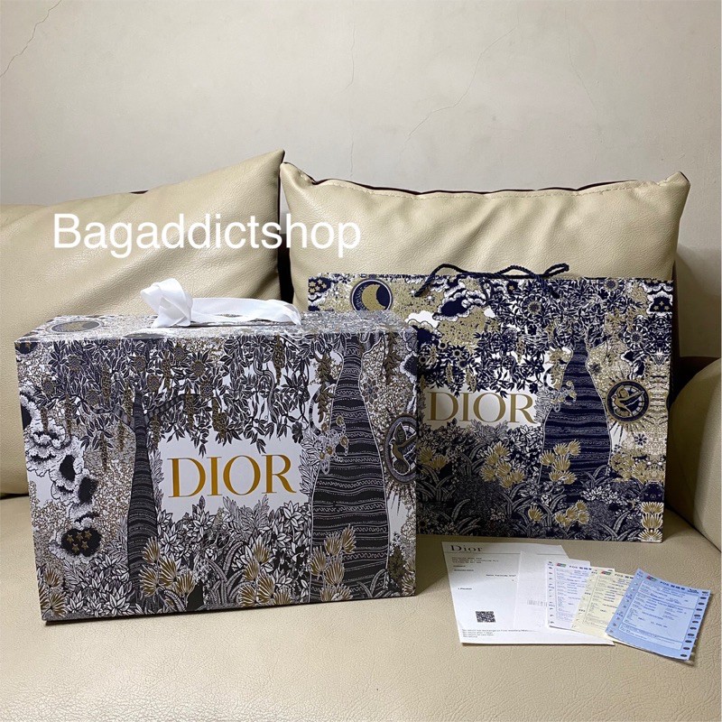 

BagAddict Box CD SET Medium + Paperbag Large (Box, Paperbag, Bill) Mirror Import VIP