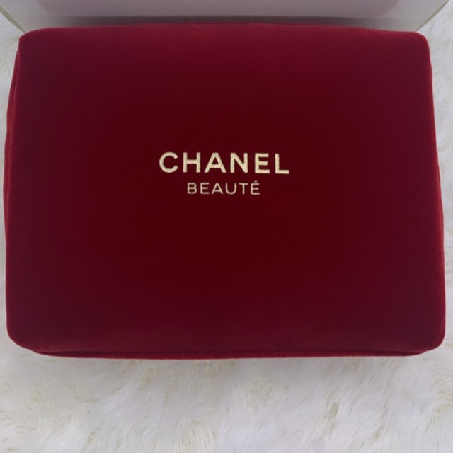 CHANEL RED POUCH LIMITED EDITION ORIGINAL FROM STORE CHANEL