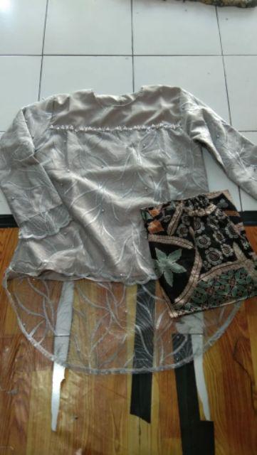 Maura Batik Brokat Couple Kebaya Modern, Kebaya Tunangan, Sania Ruffle Batik Couple Ori Ndoro Jowi