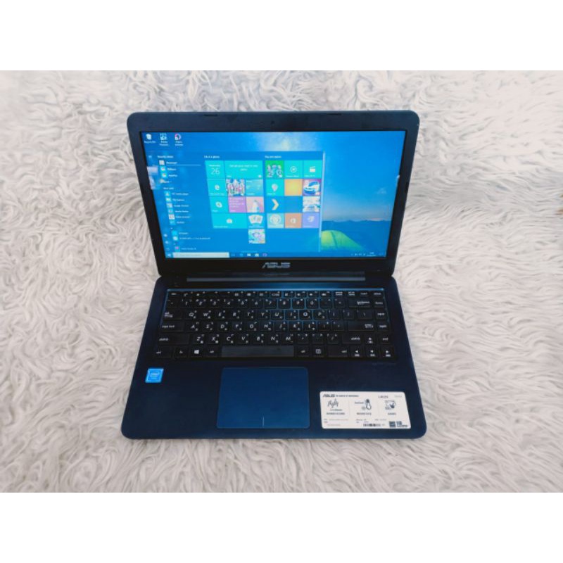 Laptop Asus L402N Ram 4gb Emmc 32gb intel Celeron