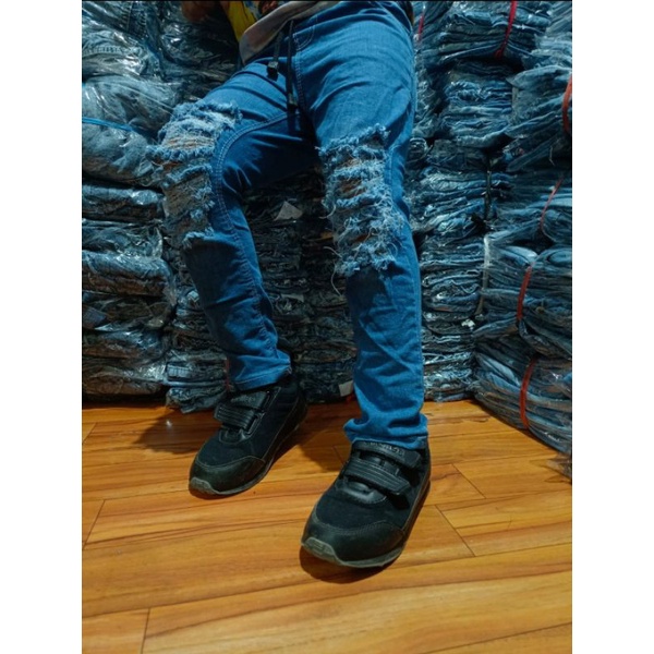 CELANA JEANS SOBEK PANJANG ANAK COWO
