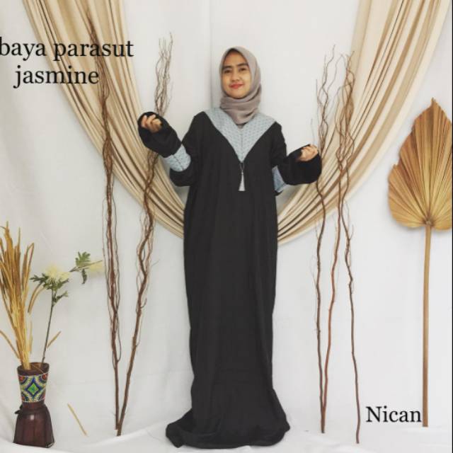 Jasmine abaya