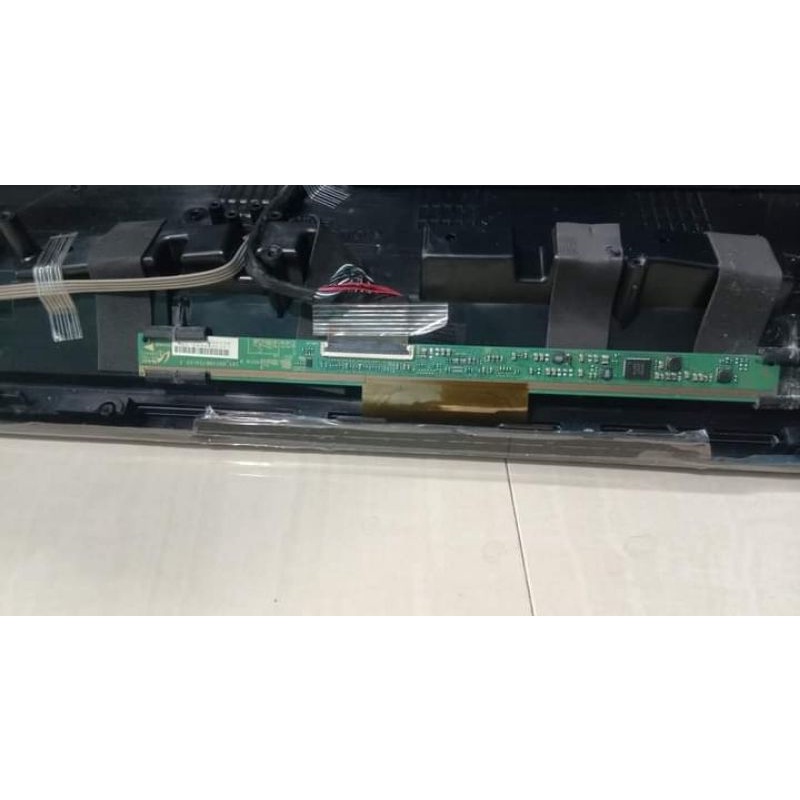 MESIN TCON TCON TIKON TV POLYTRON PLD 32T7511 - 32D711 + 32D7511 32T711 32d9501