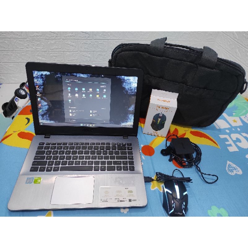 Laptop Asus vivobook  X442U core i5 gen 8 Ram 8gb+SSD+HDD+Nvidia 930MX