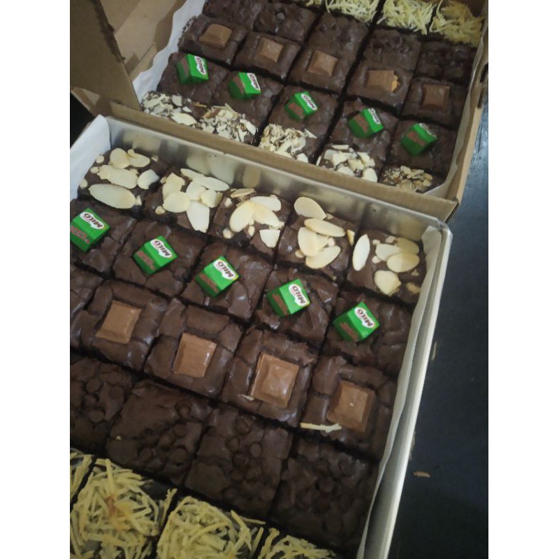 

BROWNIES PANGGANG BROWNIS 20X20