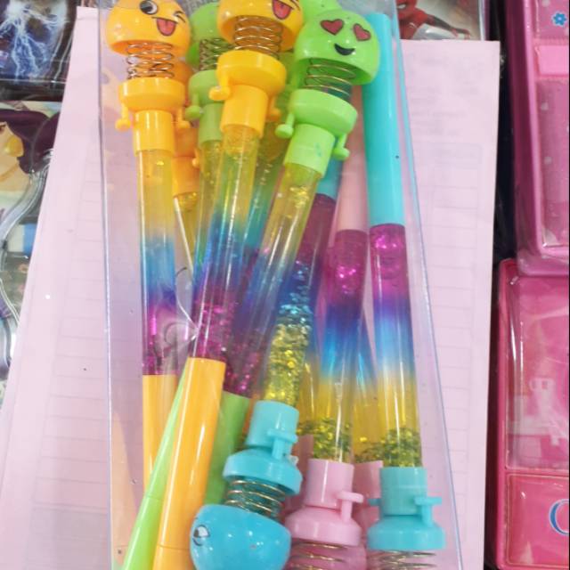 

Pen Gliter Tinta Hitam / Pen Gliter Lucu