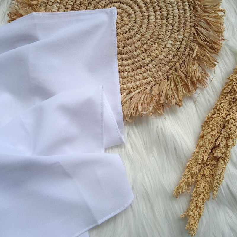 TRENDING Hijab Pashmina New Normal Pashmina Instan Instant Tanpa Pentul Lubang Telinga & Earphone By Elmaza Part 1-Putih