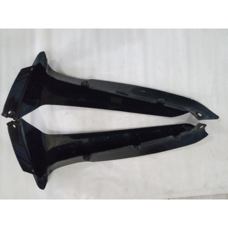 Tebeng dek cover body sayap luar Suzuki Shogun 110 R Shogun R original