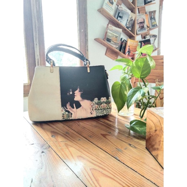 Monalisa Top Handle Bag Ala Brera Art Seken Second Preloved Bekas Pakai