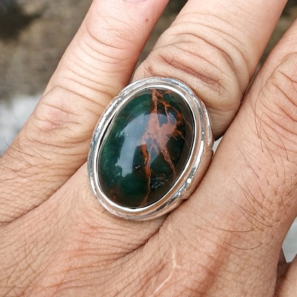 CINCIN BATU AKIK NATURAL GREEN SERPENTINE IN CHALCEDONY