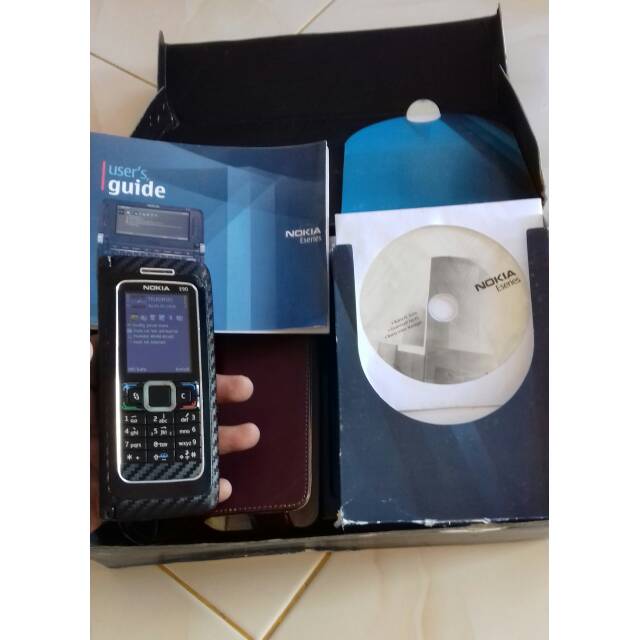 Nokia E90 Communicator Fullset Original Jadul mirip 9500 9300 9210i 9000 8800 7600 7280,