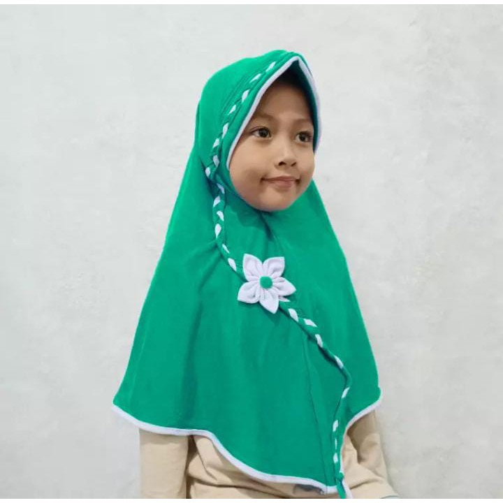PROMO Kerudung Sekolah SD Kepang Jilbab Sekolah Anak Ukuran M Terbaru Nayla Hijab