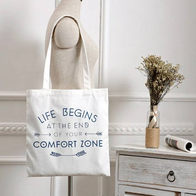 

MIN 6 CUSTOM Tote Bag Blacu Kanvas Tas Jinjing Sablon Goodie Seminar Ultah Souvenir Bridesmaid Gift