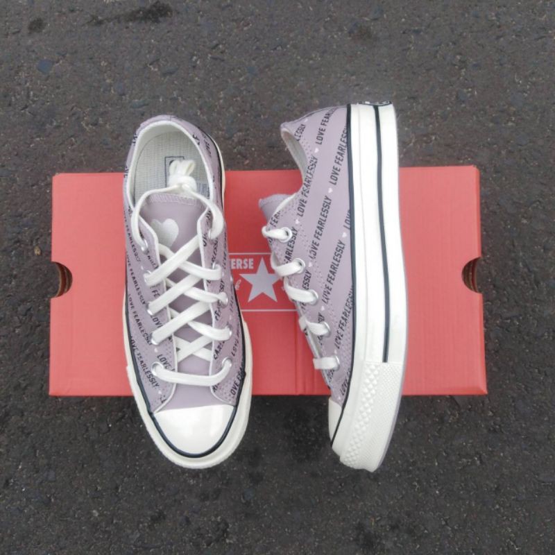 Sneakers wanita terlaris Converse 70s OX Love Fearlessly Original